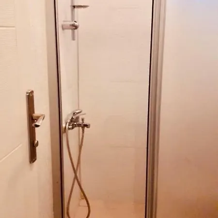 Aparthotel Apart 2*