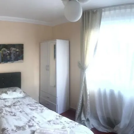 Apart Aparthotel 2*